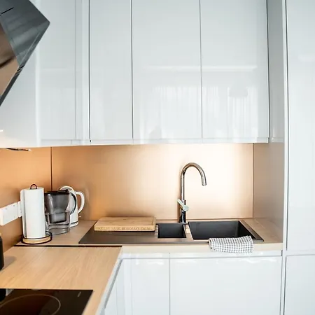 Luxurious Two Bedroom Apartment With Private Parking Perth Esterno foto