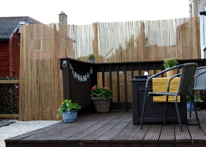 Luxurious Two Bedroom Apartment With Private Parking