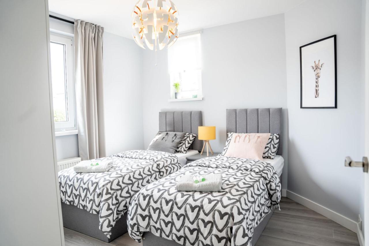 Luxurious Two Bedroom With Private Parking Apartment Perth